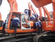 甘肃兰州挖掘机维修培训
